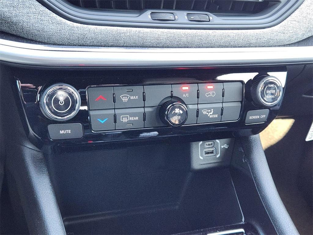 new 2026 Jeep Compass car, priced at $30,495