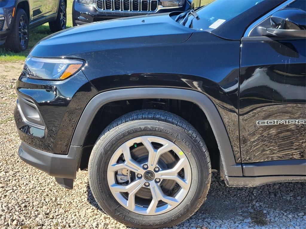 new 2026 Jeep Compass car, priced at $30,495