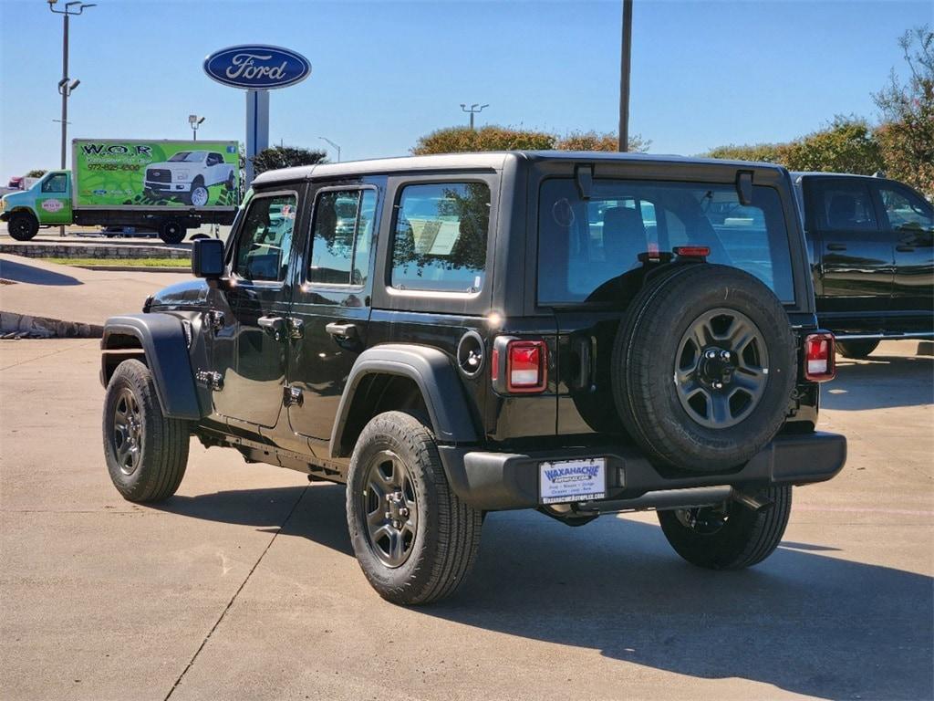 new 2025 Jeep Wrangler car, priced at $37,995