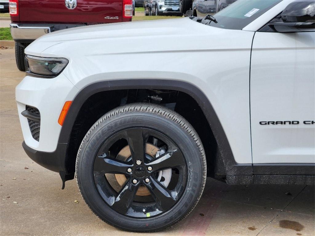 new 2025 Jeep Grand Cherokee car, priced at $43,500