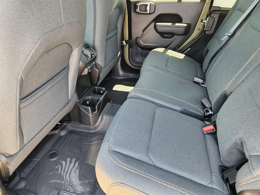 new 2025 Jeep Wrangler car, priced at $45,195