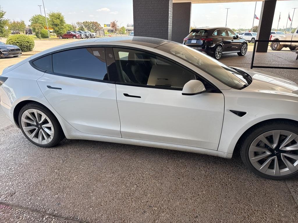 used 2021 Tesla Model 3 car, priced at $19,638