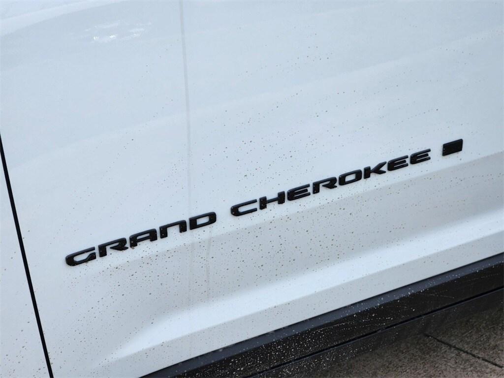 new 2025 Jeep Grand Cherokee L car, priced at $39,500