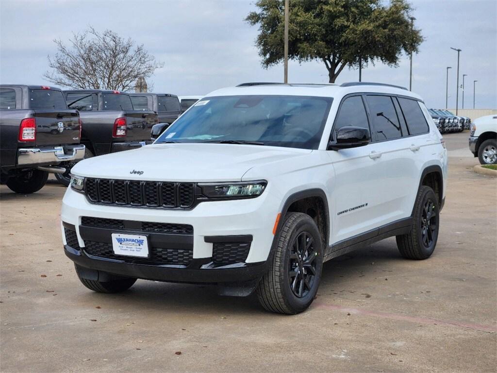 new 2025 Jeep Grand Cherokee L car, priced at $39,500