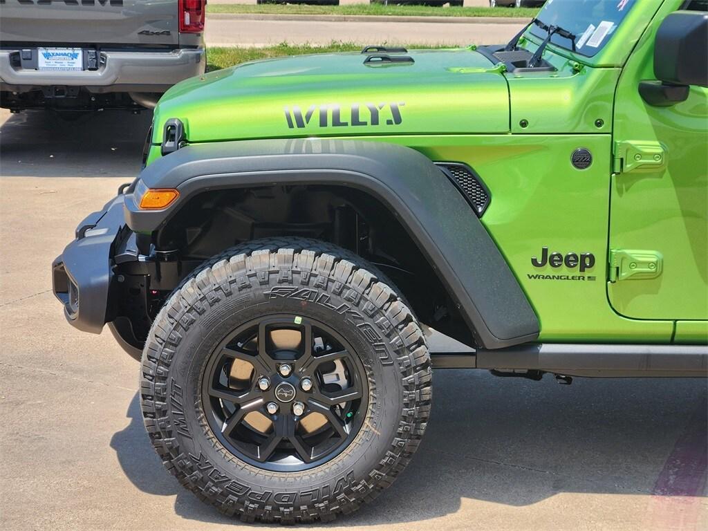 new 2025 Jeep Wrangler car, priced at $45,995