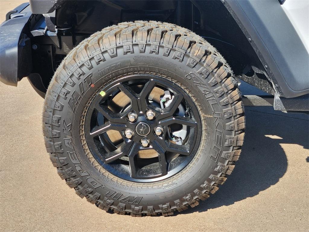 new 2025 Jeep Wrangler car, priced at $44,995