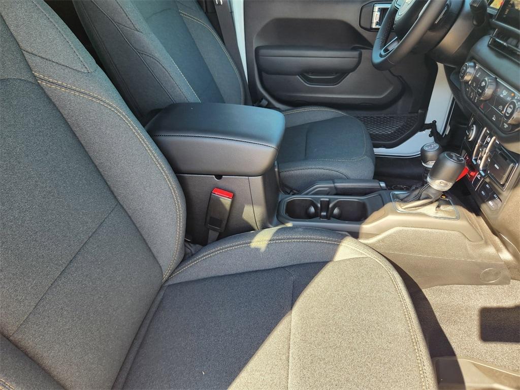 new 2025 Jeep Wrangler car, priced at $44,995