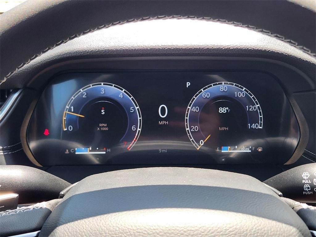 new 2025 Jeep Grand Cherokee car, priced at $36,495