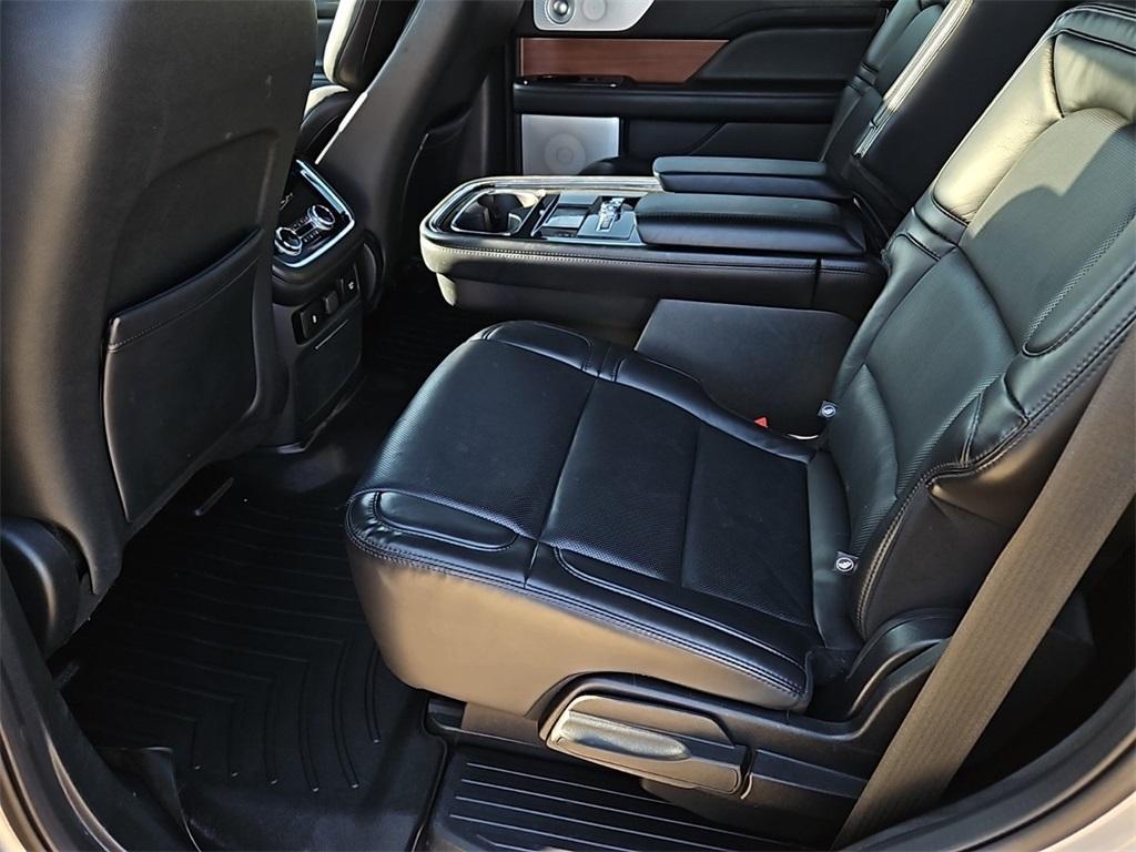 used 2020 Lincoln Navigator car, priced at $40,778