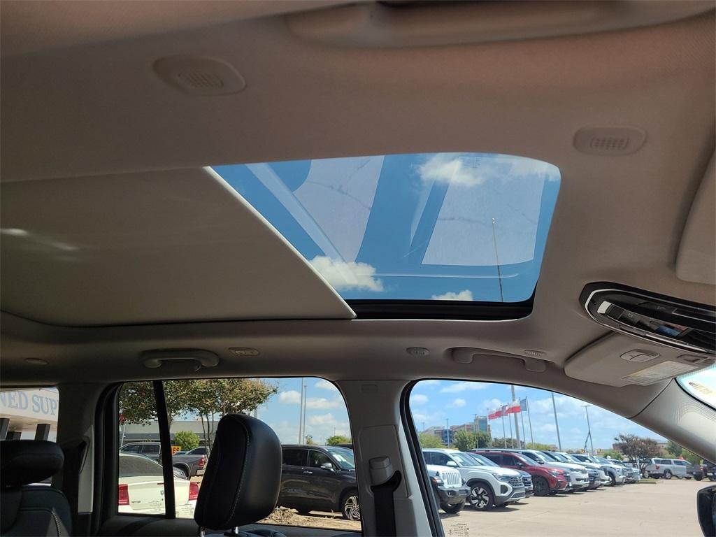 used 2022 Jeep Grand Cherokee 4xe car, priced at $26,100