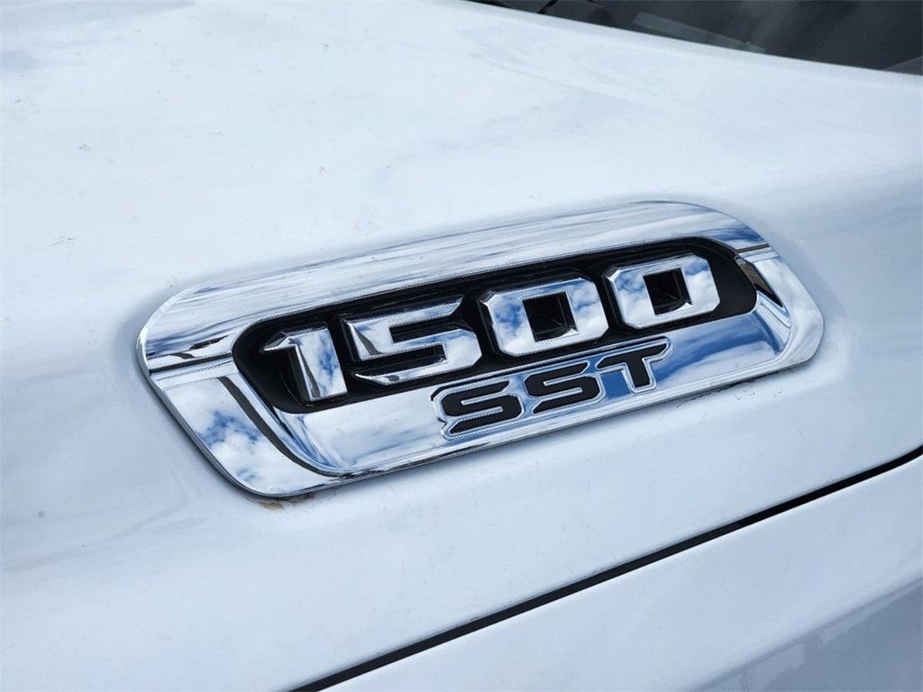 new 2025 Ram 1500 car, priced at $60,779