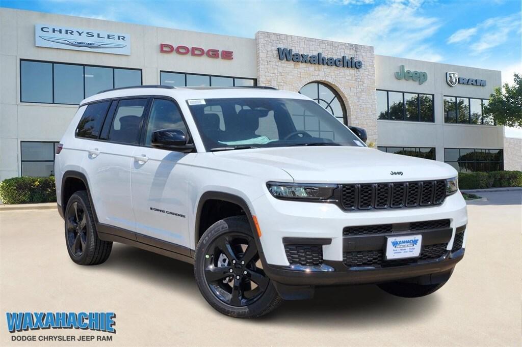 new 2025 Jeep Grand Cherokee L car, priced at $41,995
