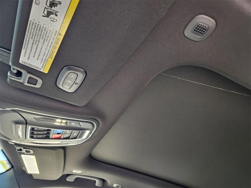 new 2025 Jeep Grand Cherokee L car, priced at $52,937