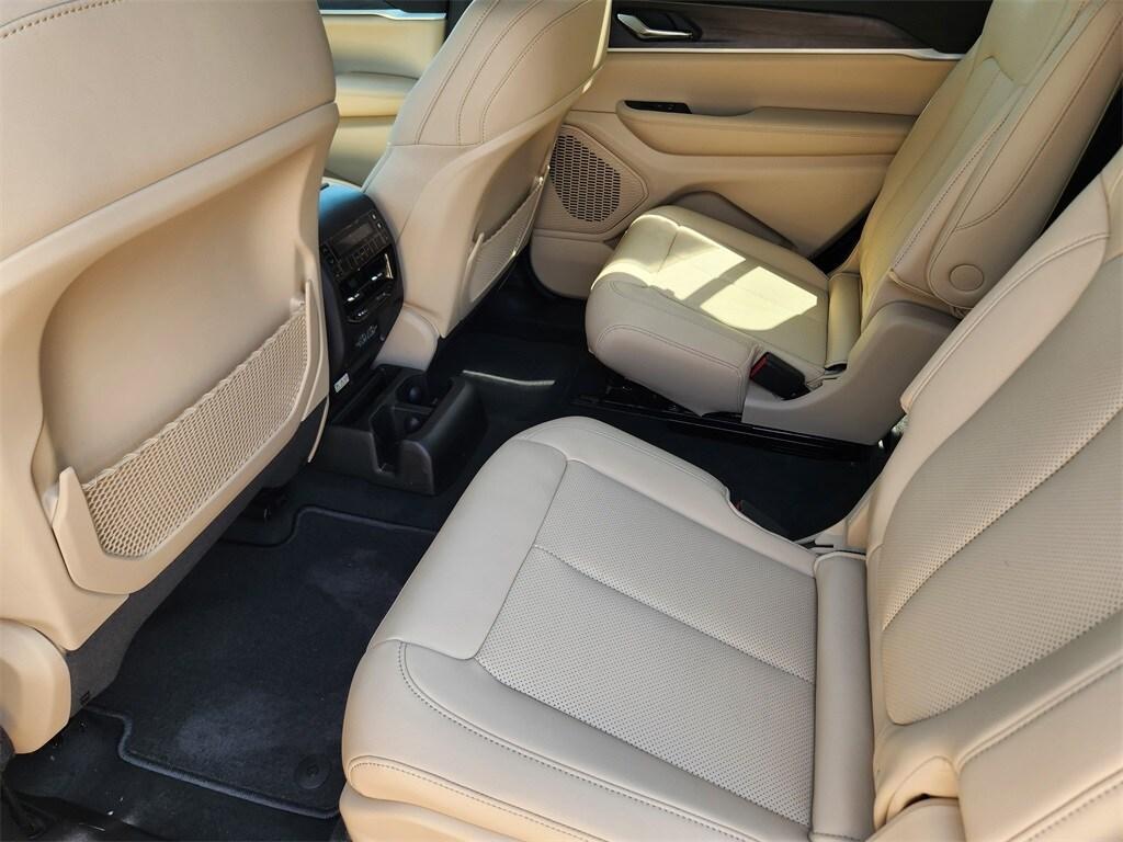 new 2025 Jeep Grand Cherokee L car, priced at $52,937