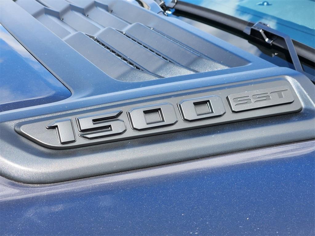 new 2025 Ram 1500 car, priced at $52,995