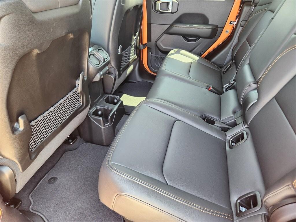new 2025 Jeep Gladiator car, priced at $49,540