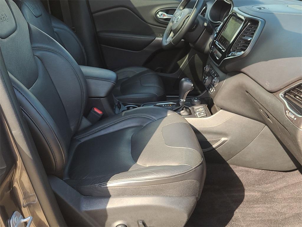 used 2019 Jeep Cherokee car, priced at $21,105