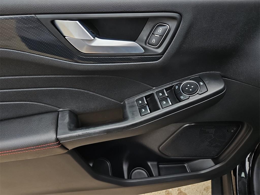 used 2024 Ford Escape car, priced at $25,411
