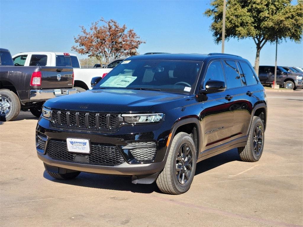 new 2025 Jeep Grand Cherokee car, priced at $42,495