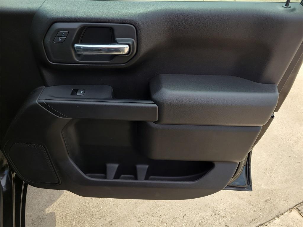 used 2022 Chevrolet Silverado 1500 car, priced at $28,918