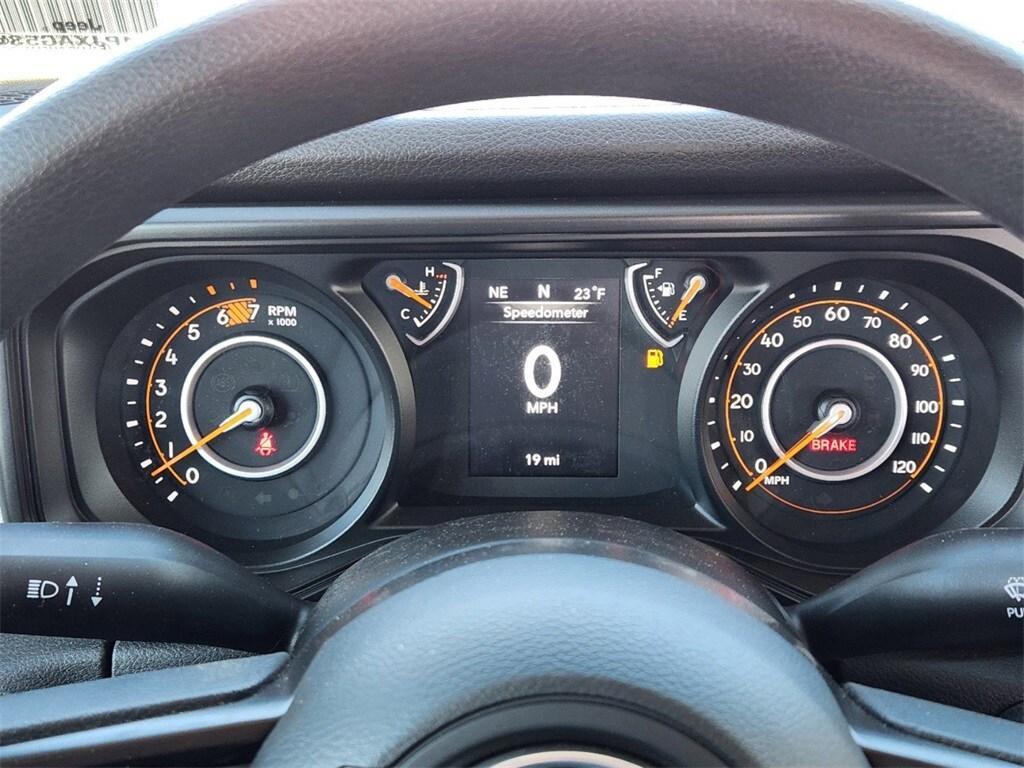 new 2025 Jeep Wrangler car, priced at $32,495
