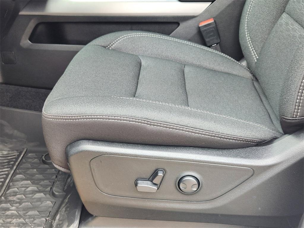 new 2025 Ram 1500 car, priced at $44,995