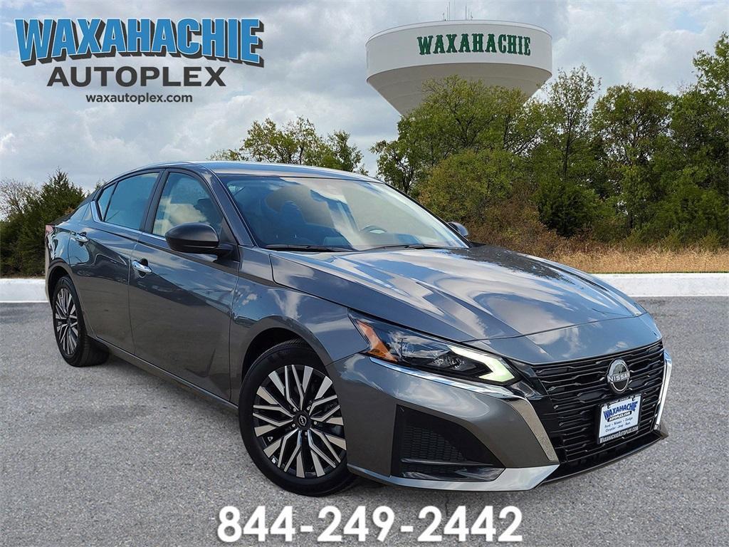 used 2025 Nissan Altima car, priced at $20,894