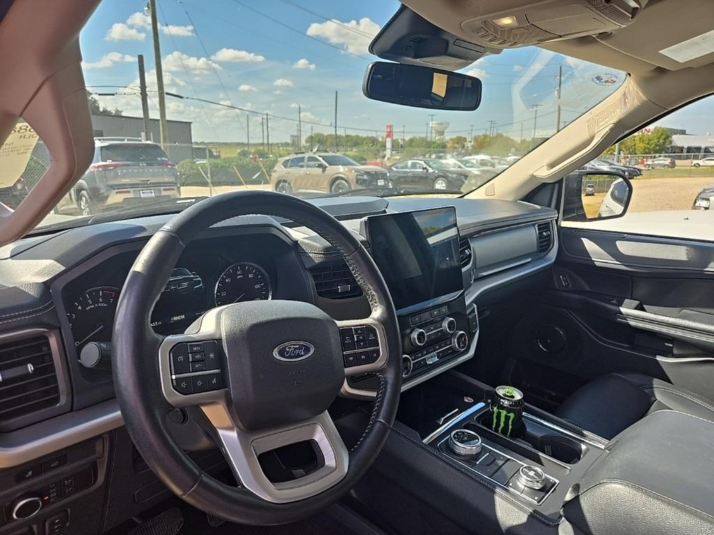 used 2024 Ford Expedition car, priced at $48,209