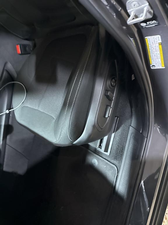used 2024 Jeep Grand Cherokee L car