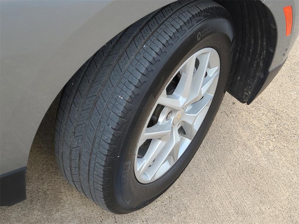 used 2023 Chevrolet Equinox car, priced at $19,383