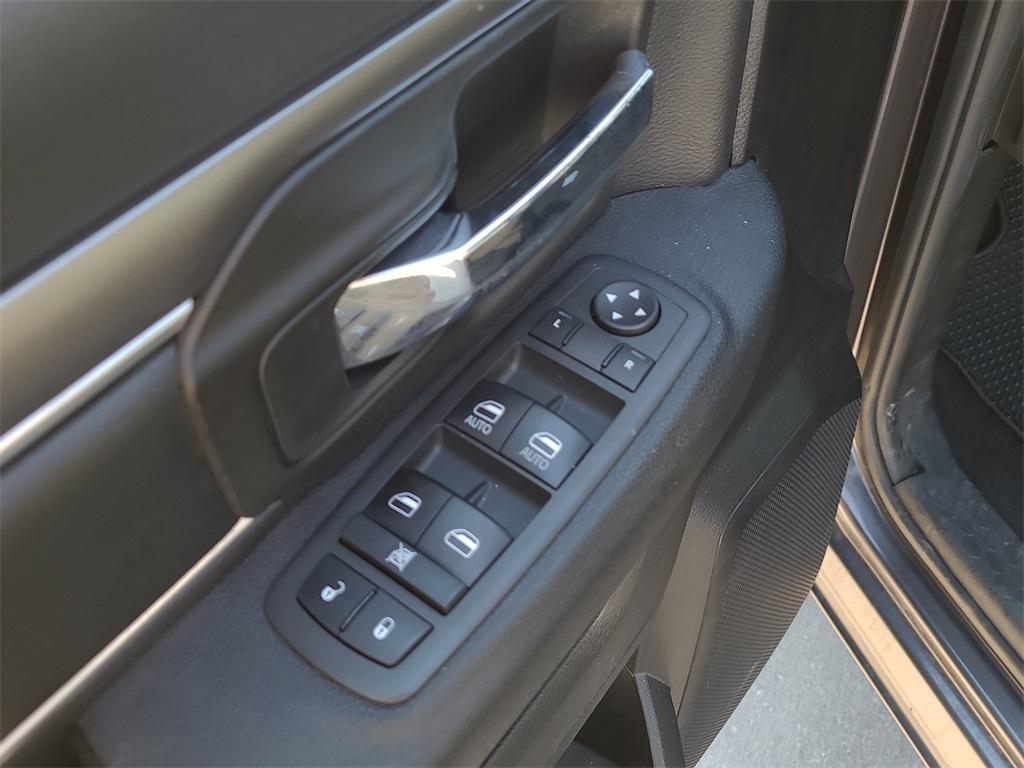 used 2021 Ram 1500 Classic car, priced at $21,773