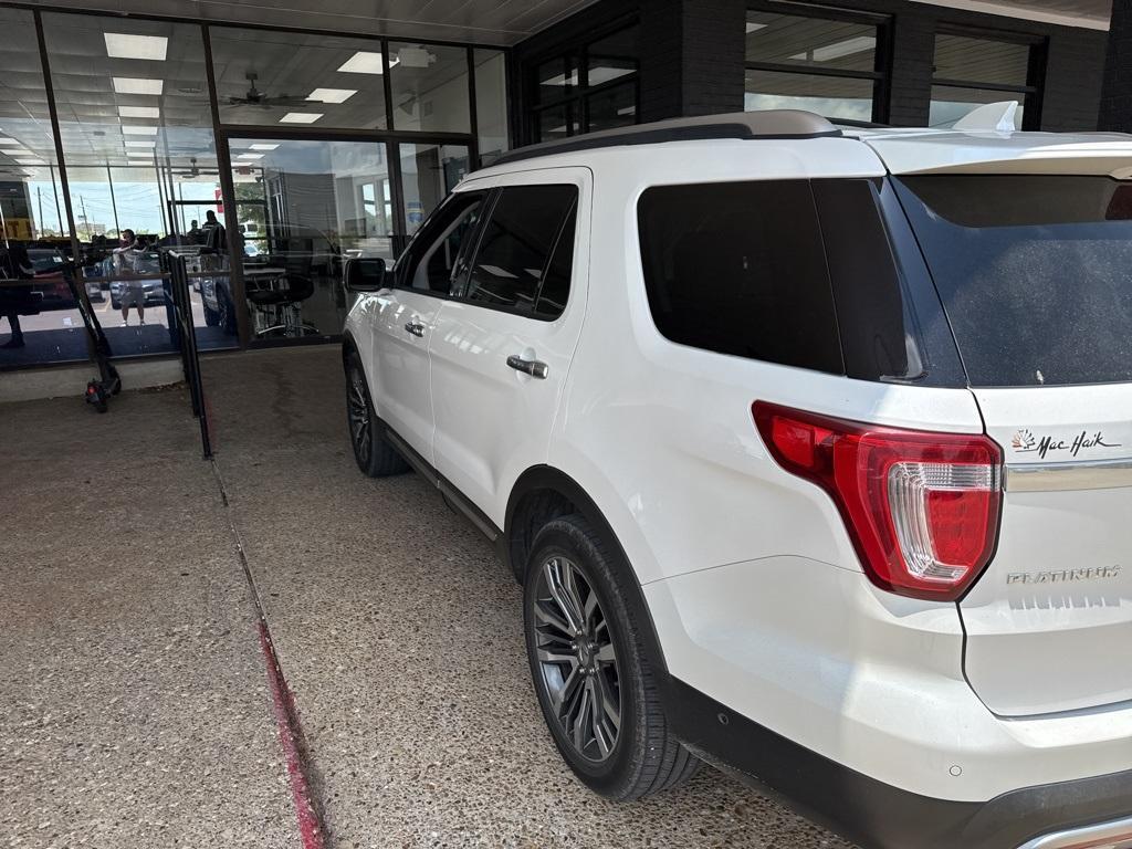 used 2017 Ford Explorer car