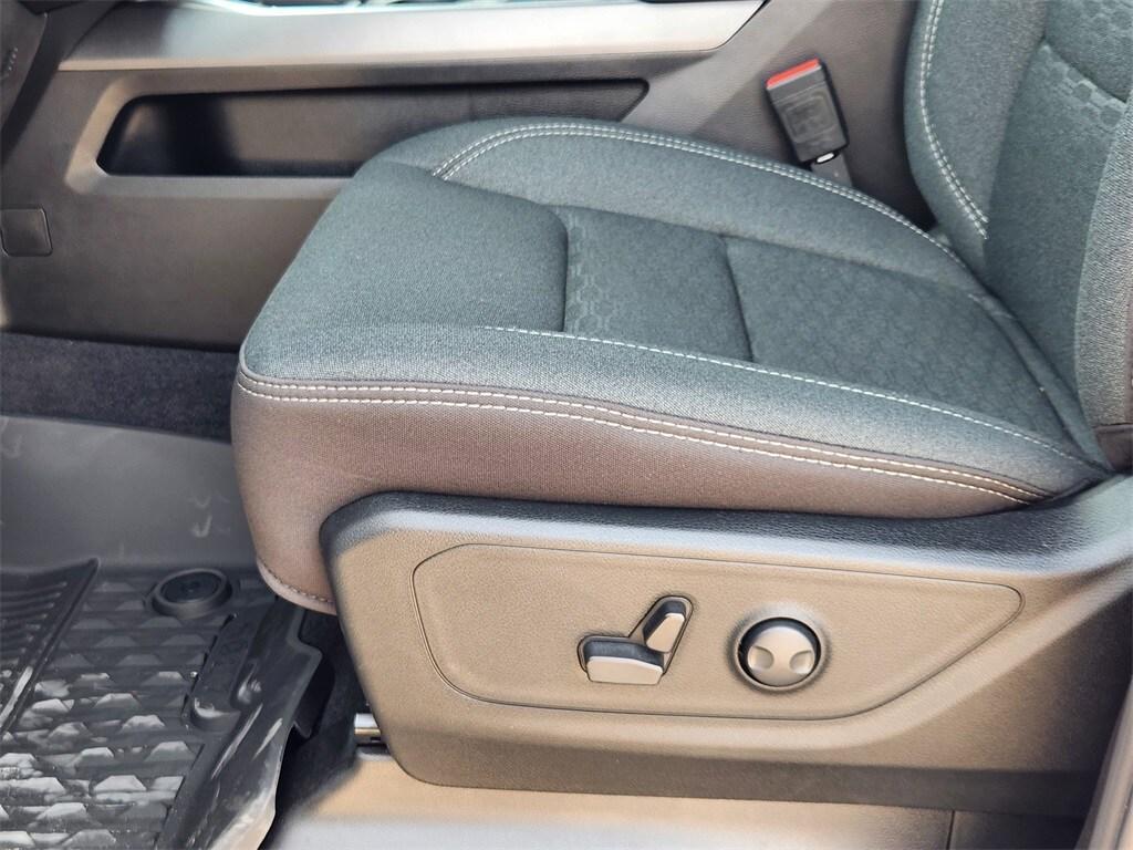 new 2025 Ram 1500 car, priced at $47,995