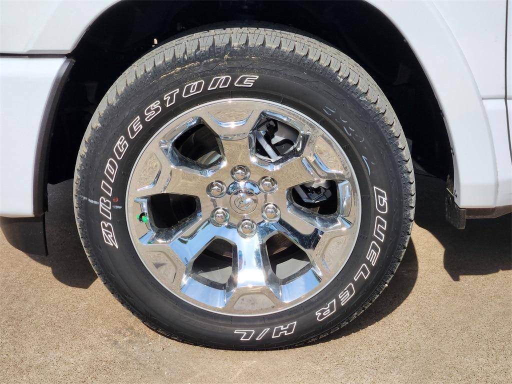 new 2025 Ram 1500 car, priced at $46,742