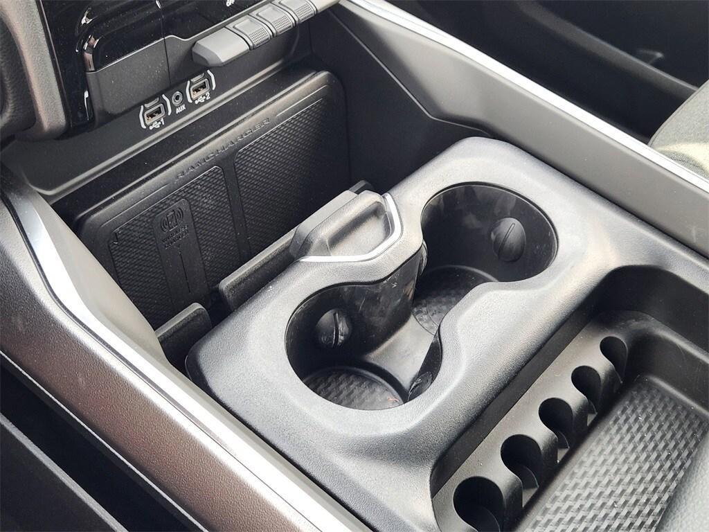 new 2025 Ram 1500 car, priced at $47,995