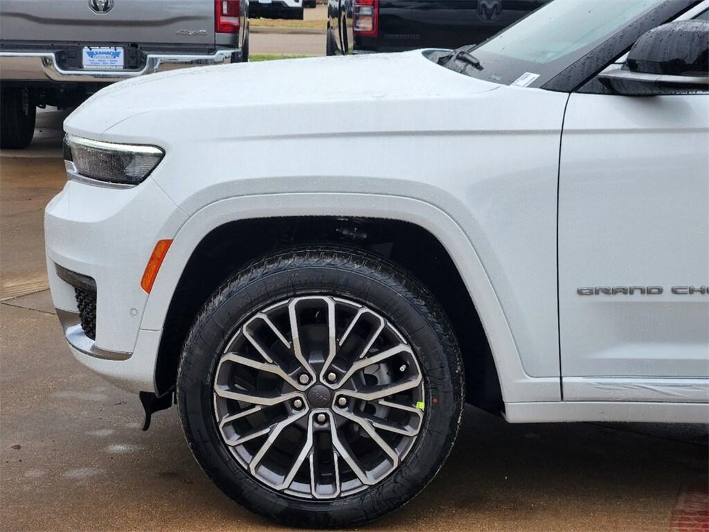 new 2025 Jeep Grand Cherokee L car