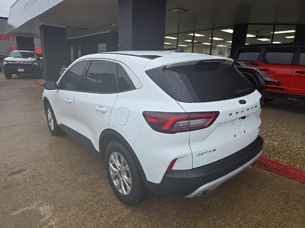 used 2023 Ford Escape car, priced at $20,424