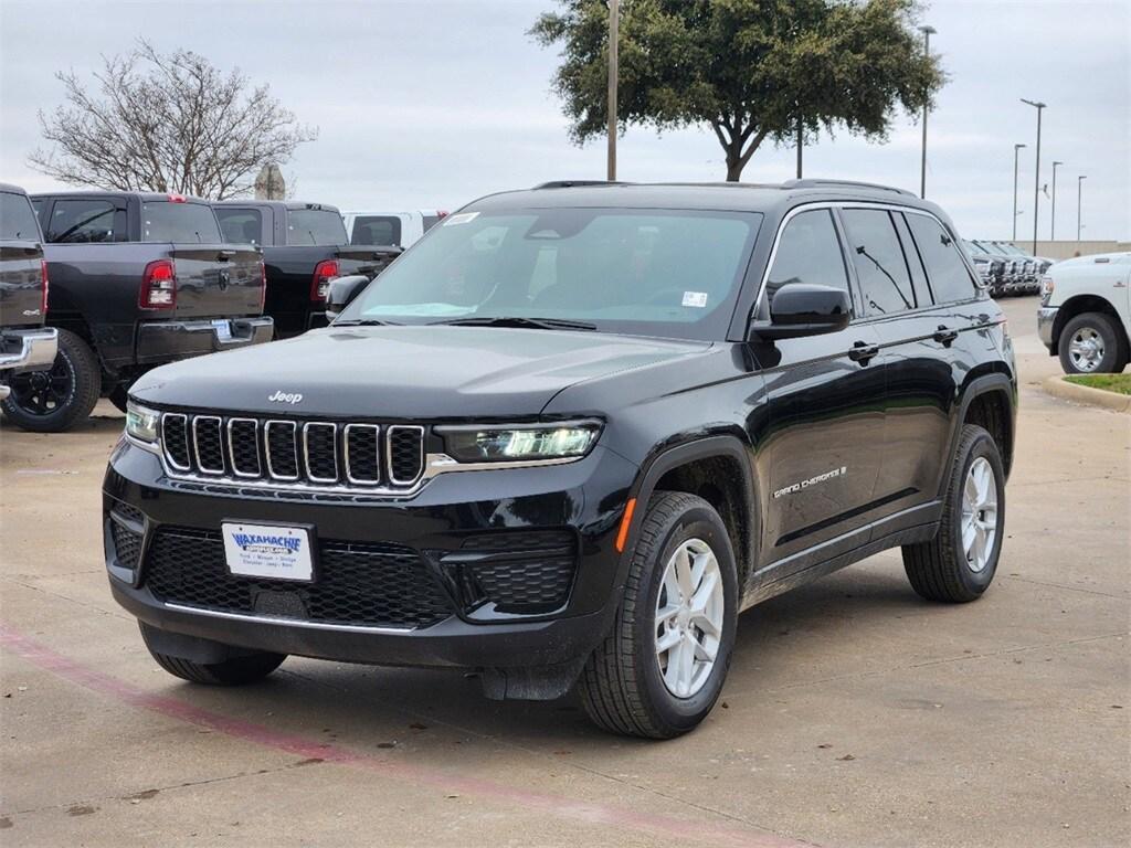 new 2025 Jeep Grand Cherokee car, priced at $34,500