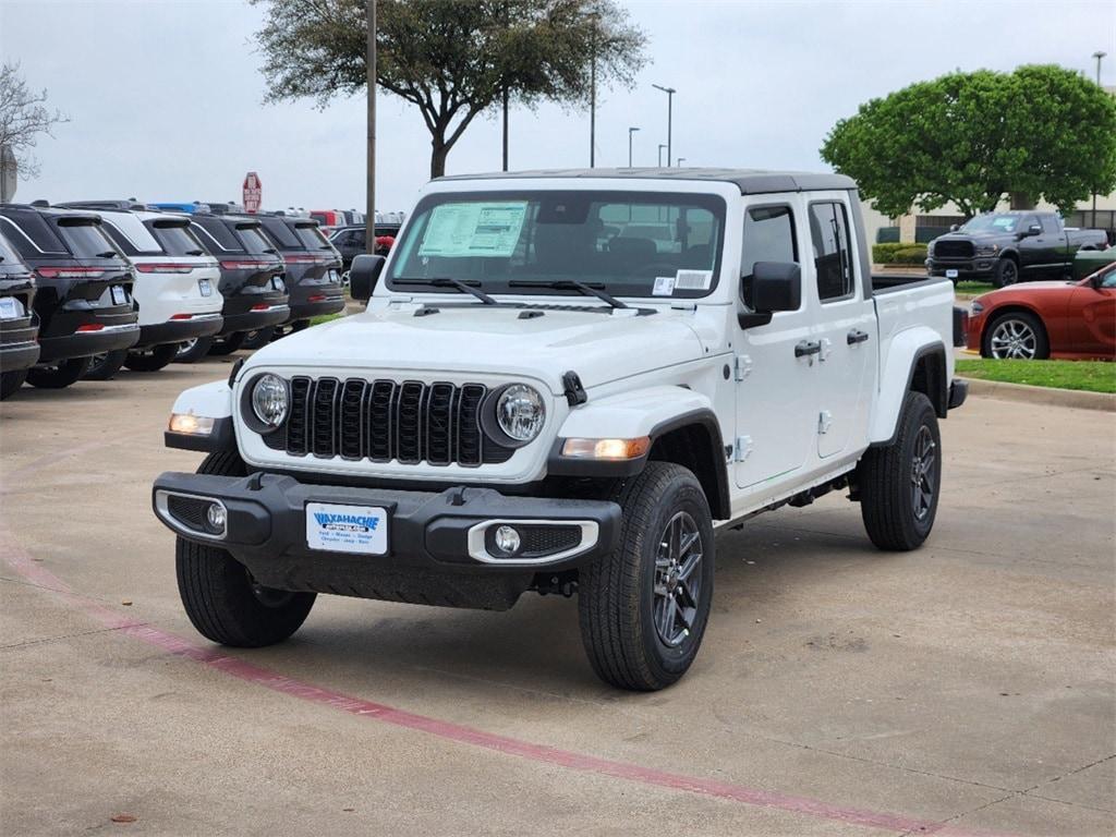 new 2024 Jeep Gladiator car, priced at $46,574