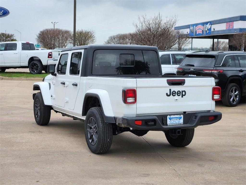 new 2024 Jeep Gladiator car, priced at $46,574