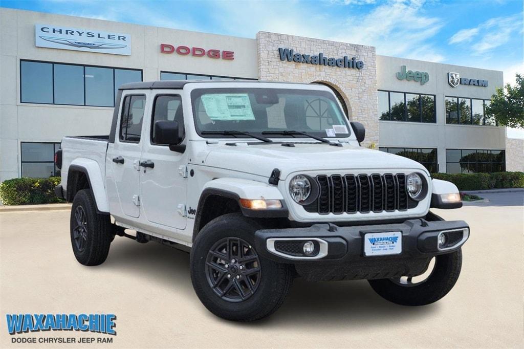 new 2024 Jeep Gladiator car, priced at $46,574