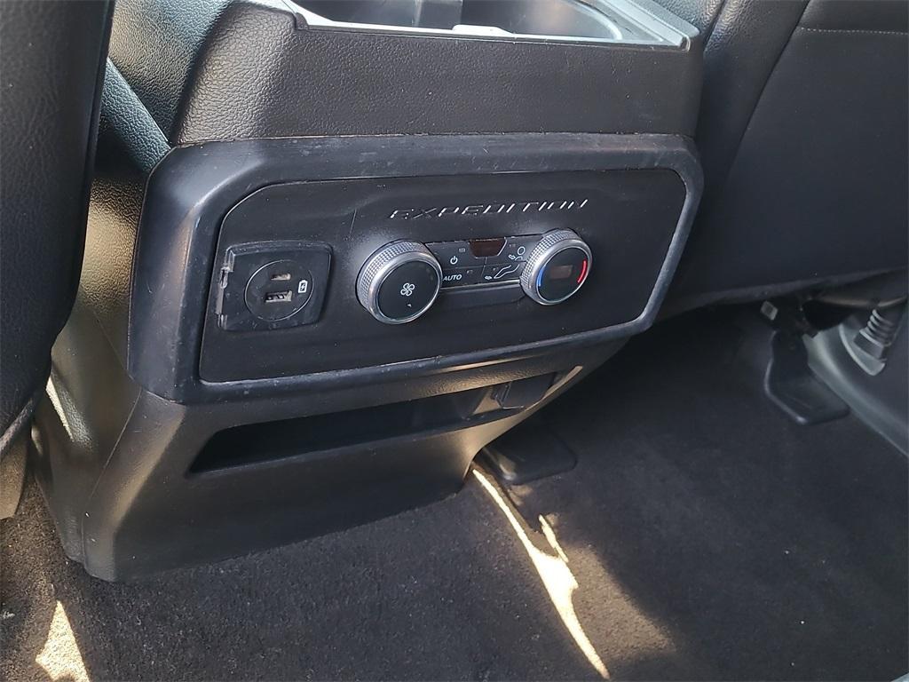 used 2021 Ford Expedition car, priced at $30,976