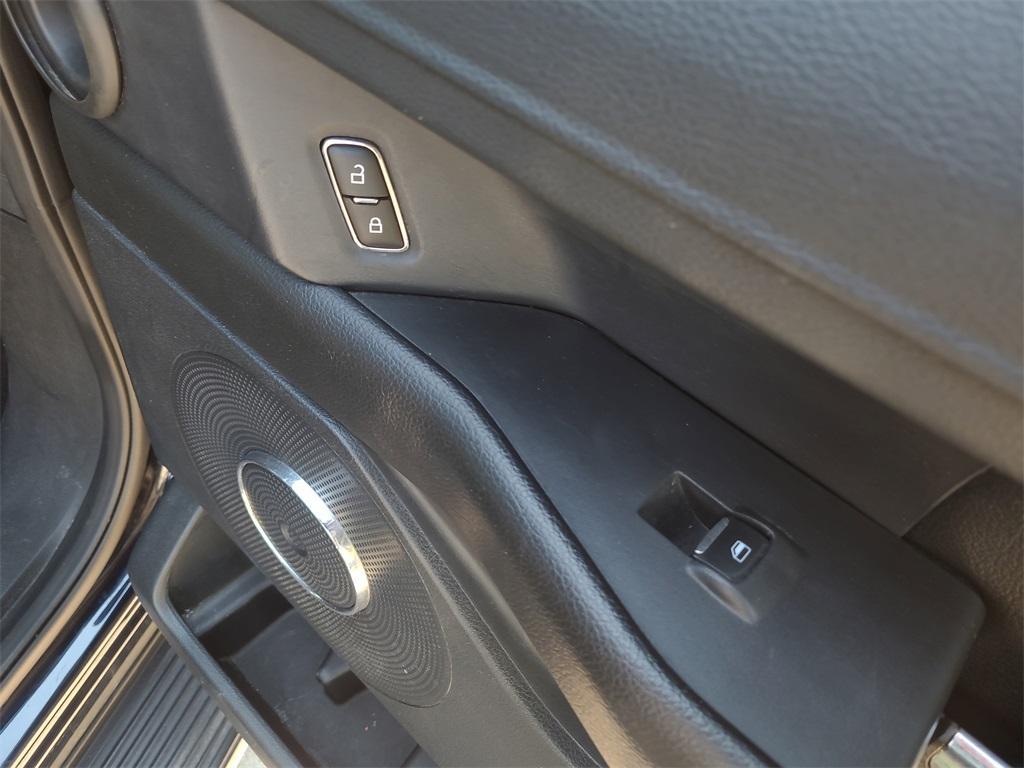used 2021 Ford Expedition car, priced at $30,976