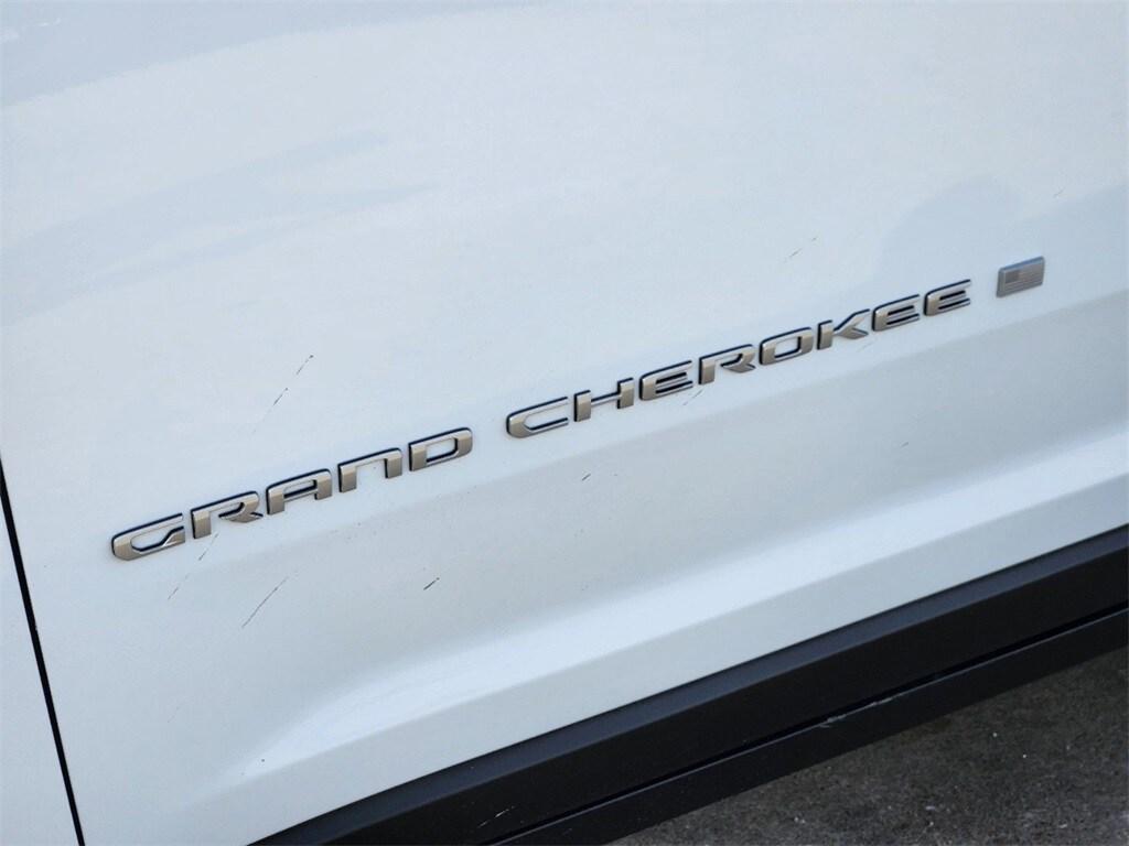 new 2025 Jeep Grand Cherokee car, priced at $39,995