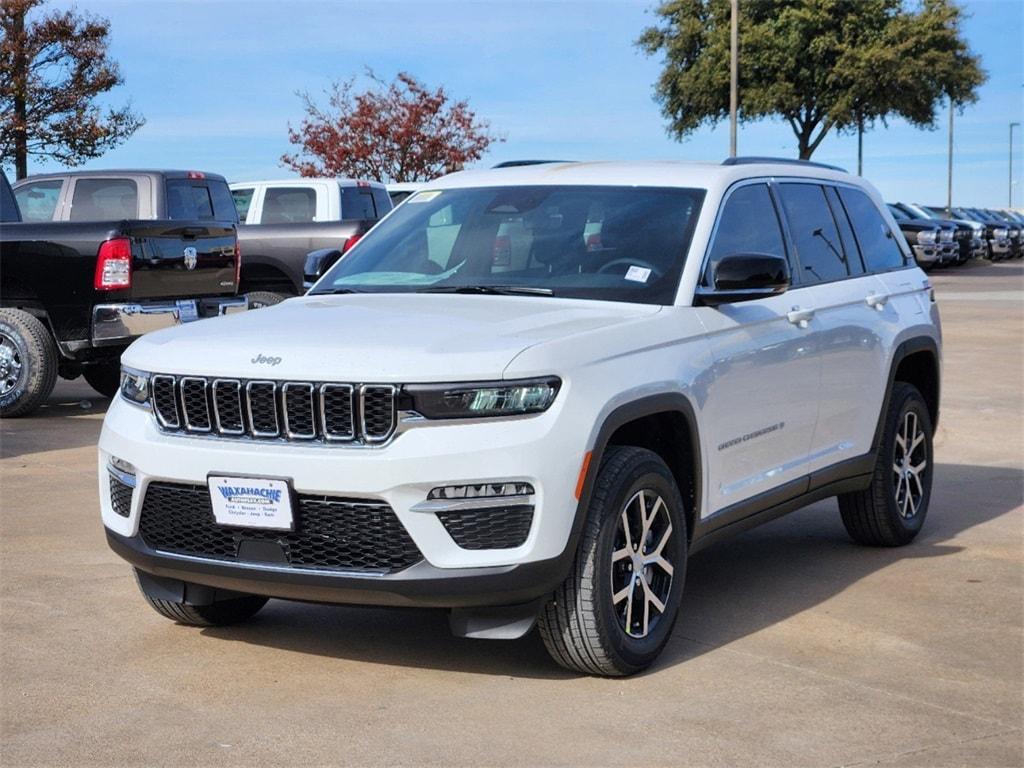 new 2025 Jeep Grand Cherokee car, priced at $39,995