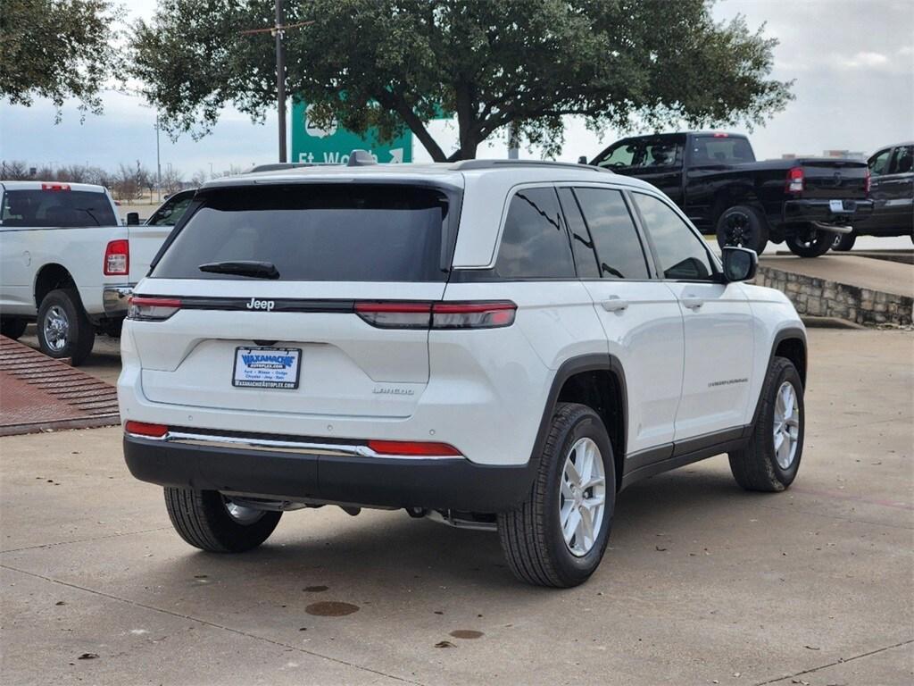 new 2025 Jeep Grand Cherokee car, priced at $35,000