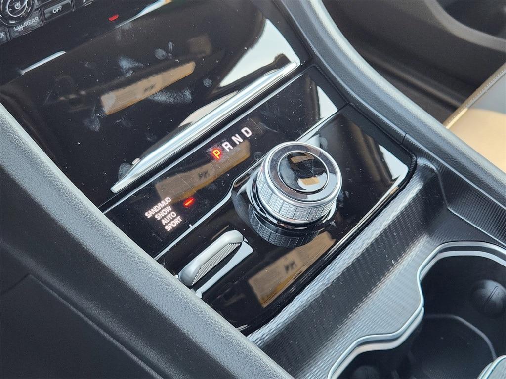 new 2025 Jeep Grand Cherokee car, priced at $39,995