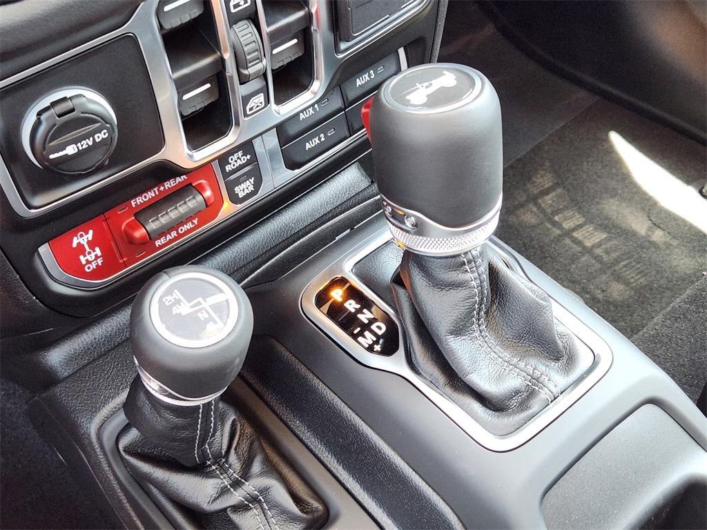 new 2025 Jeep Wrangler car, priced at $52,495