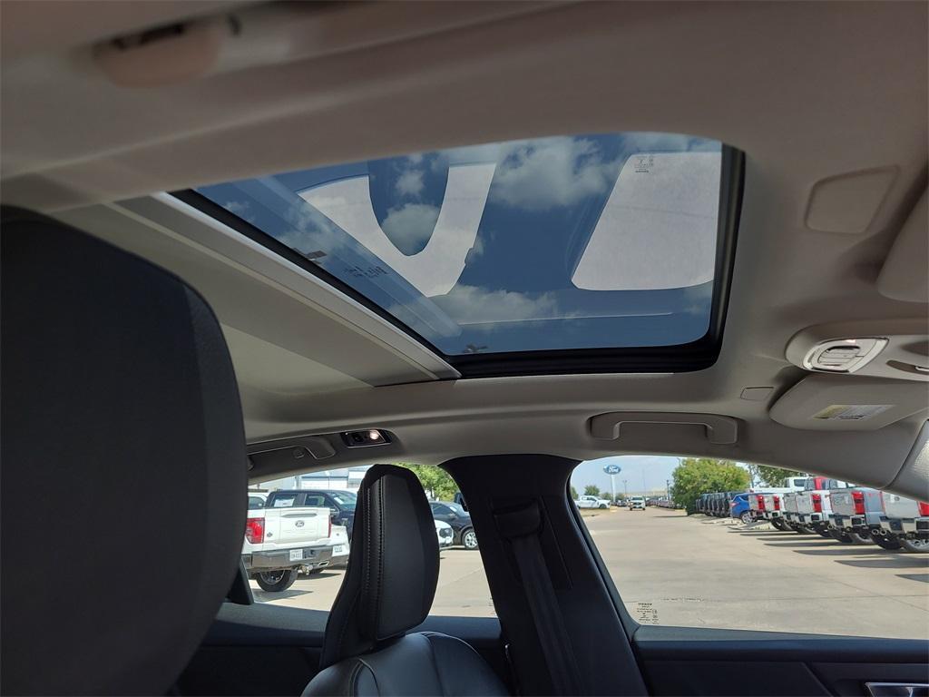 used 2022 Volvo S60 car, priced at $24,311