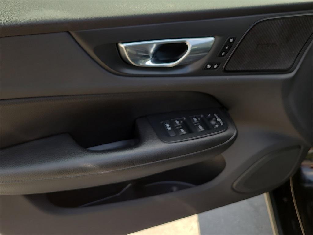 used 2022 Volvo S60 car, priced at $24,311